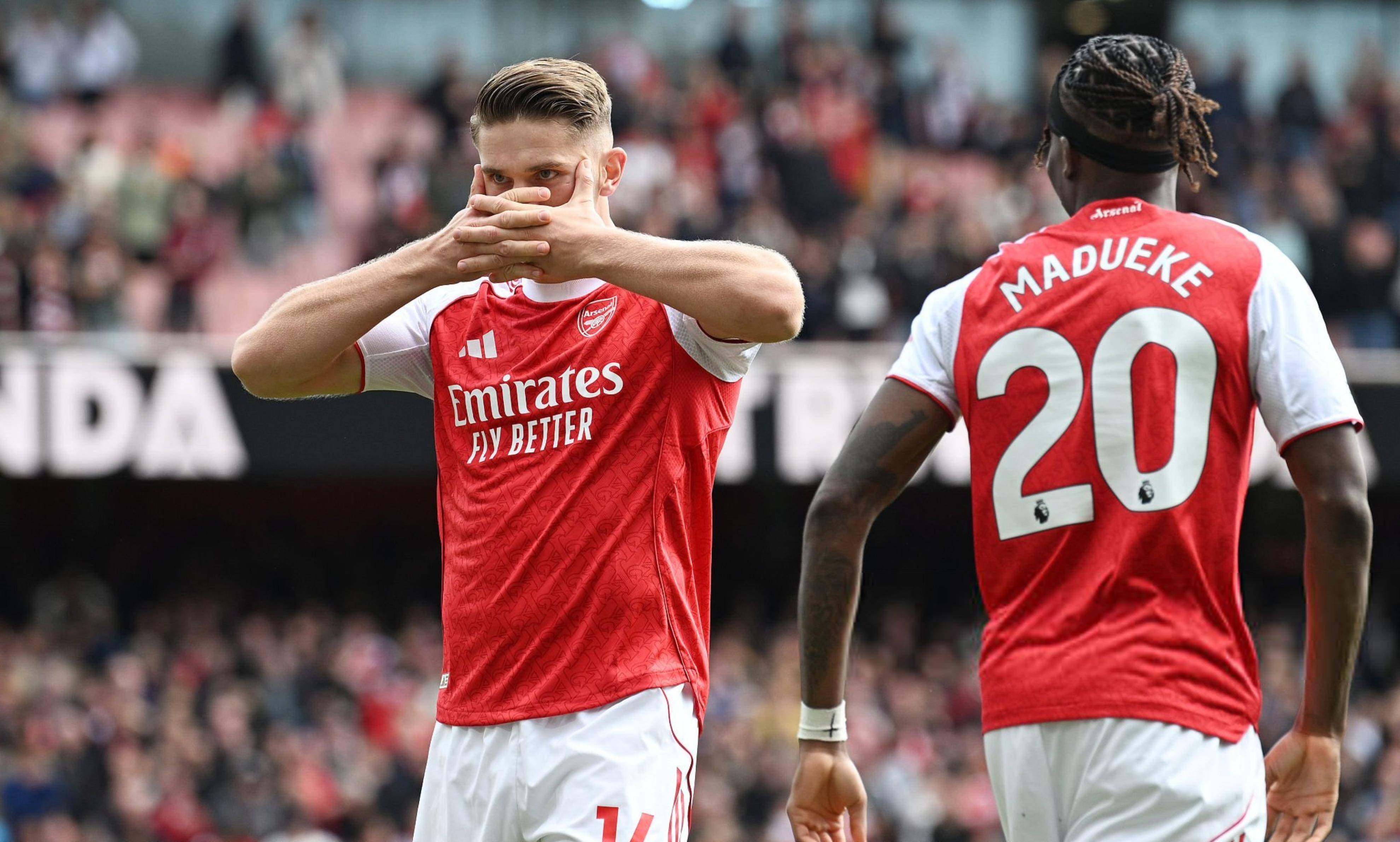 星空体育官网-今晚毕尔巴鄂竞技备战荷甲,更衣室发声细节曝光,气氛紧张,赛程密集仍需轮换(周日西甲西班牙人vs毕尔巴鄂竞技)